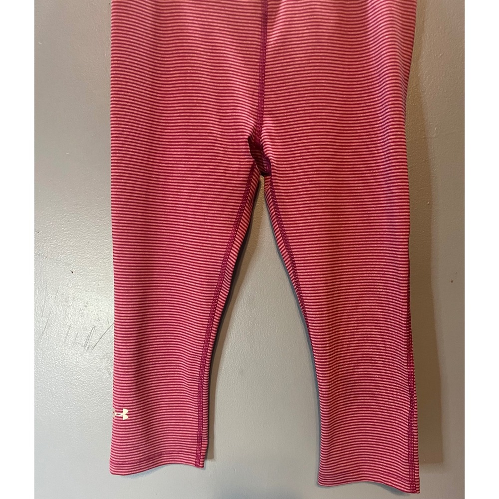 Under Armour HeatGear Compression Leggings Womens Medium Striped Purple Capris - Picture 2 of 5
